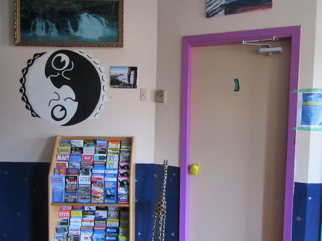 Turtle Hostel Victoria Dış mekan fotoğraf