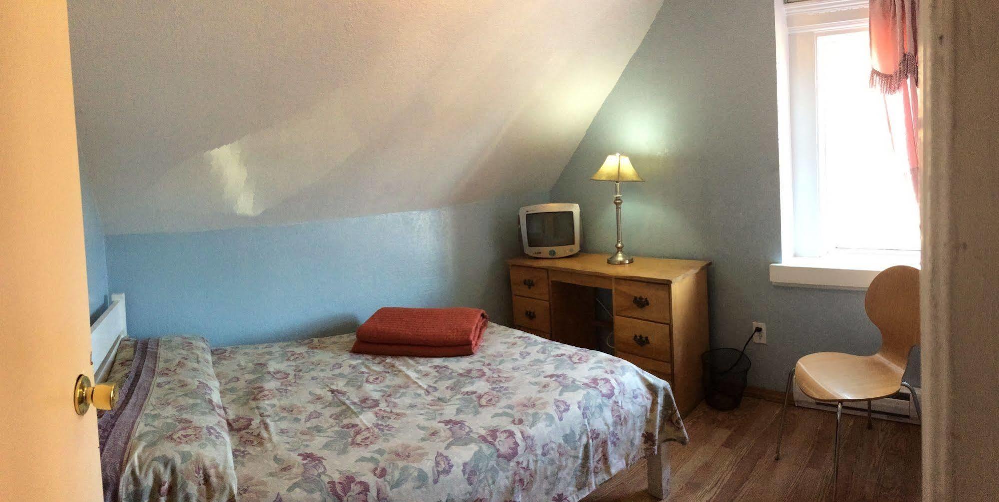 Turtle Hostel Victoria Dış mekan fotoğraf